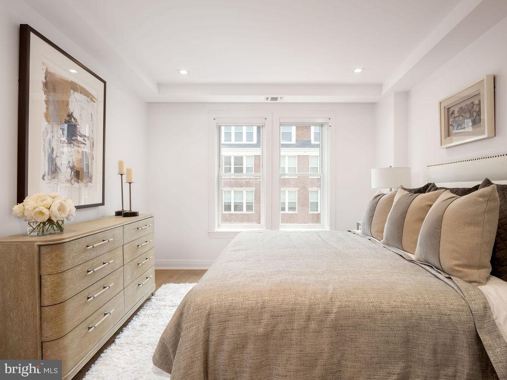 CHEVY CHASE - Residential