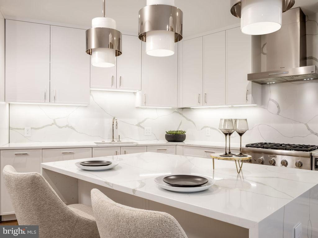 CHEVY CHASE - Residential