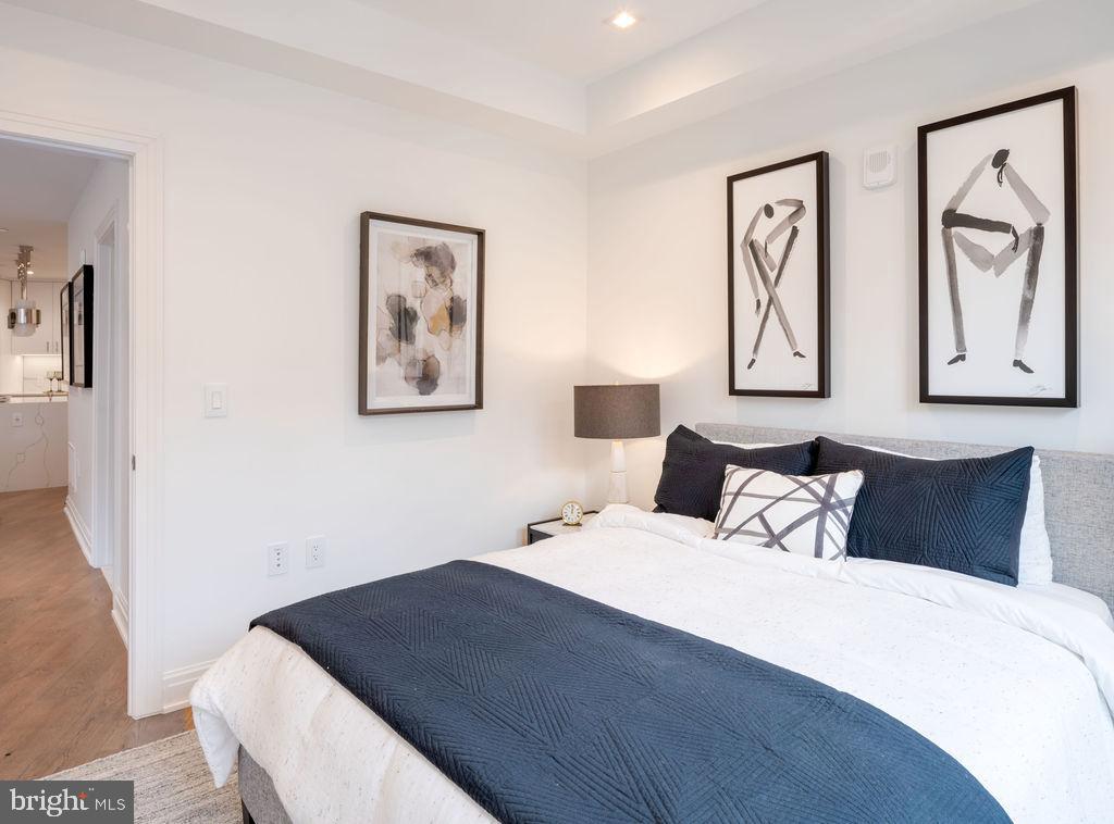 CHEVY CHASE - Residential