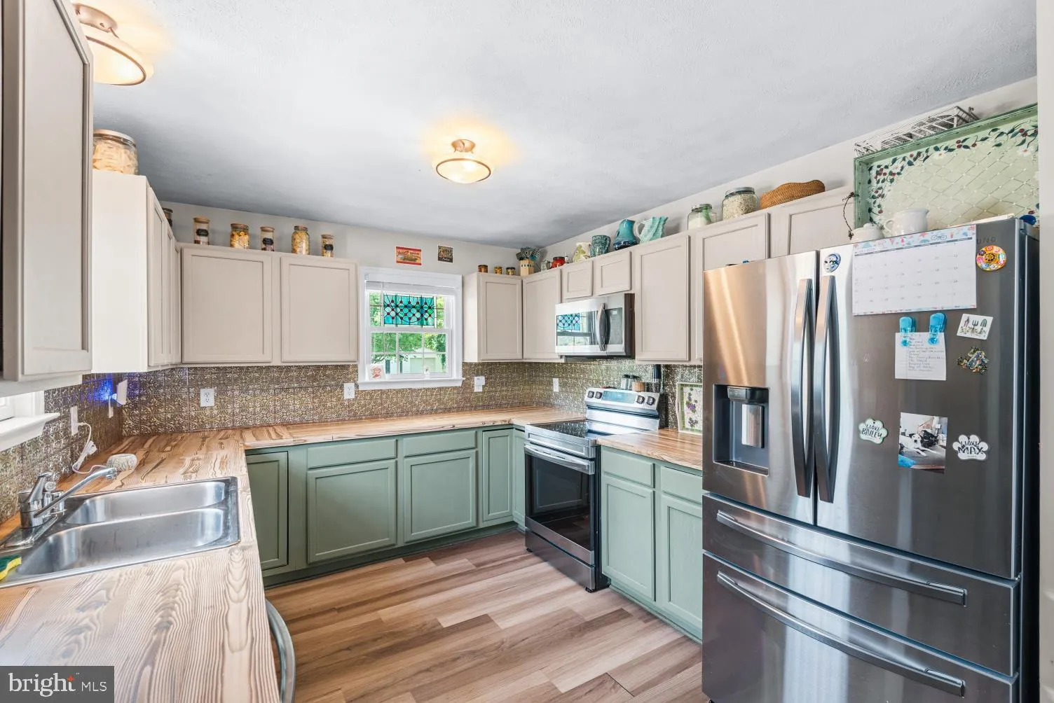 Colonial Beach, Virginia 22443, United States, 3 Bedrooms Bedrooms, ,3 BathroomsBathrooms,Residential,Coming Soon,155235