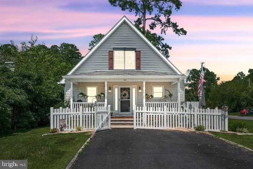 Colonial Beach, Virginia 22443, United States, 3 Bedrooms Bedrooms, ,3 BathroomsBathrooms,Residential,Coming Soon,155235