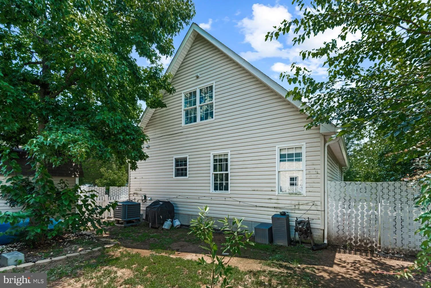 Colonial Beach, Virginia 22443, United States, 3 Bedrooms Bedrooms, ,3 BathroomsBathrooms,Residential,Coming Soon,155235