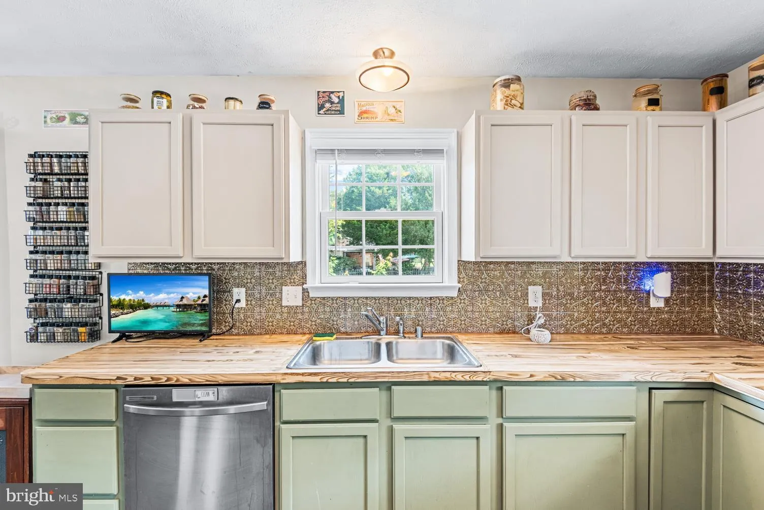 Colonial Beach, Virginia 22443, United States, 3 Bedrooms Bedrooms, ,3 BathroomsBathrooms,Residential,Coming Soon,155235