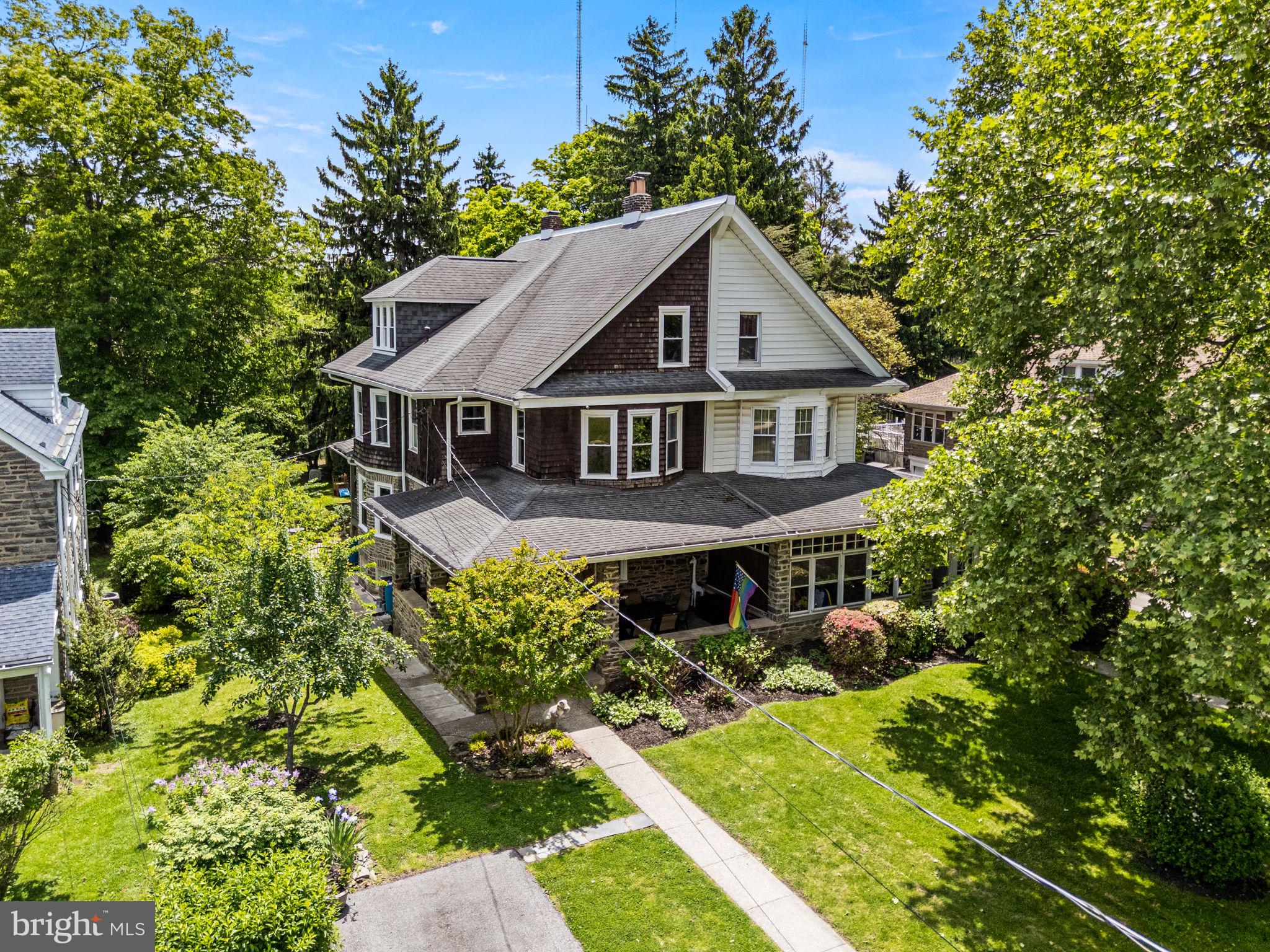 ROXBOROUGH - Residential