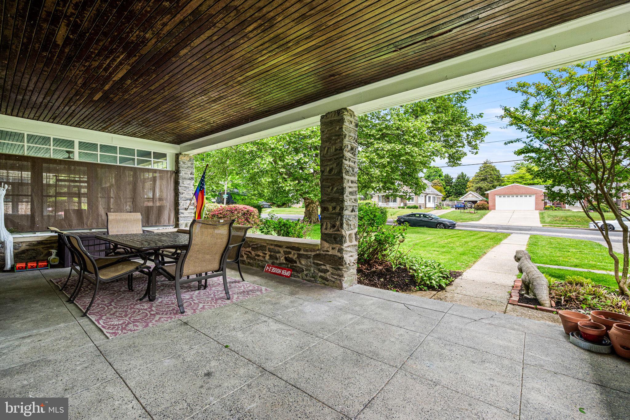 ROXBOROUGH - Residential