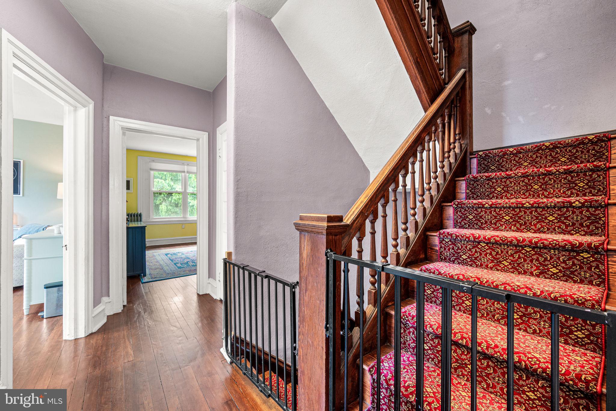ROXBOROUGH - Residential