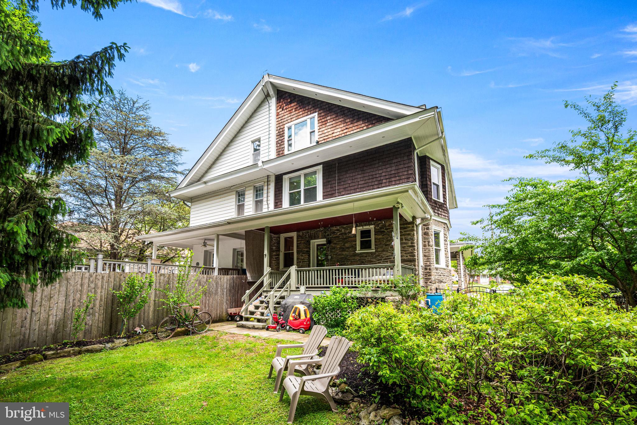 ROXBOROUGH - Residential