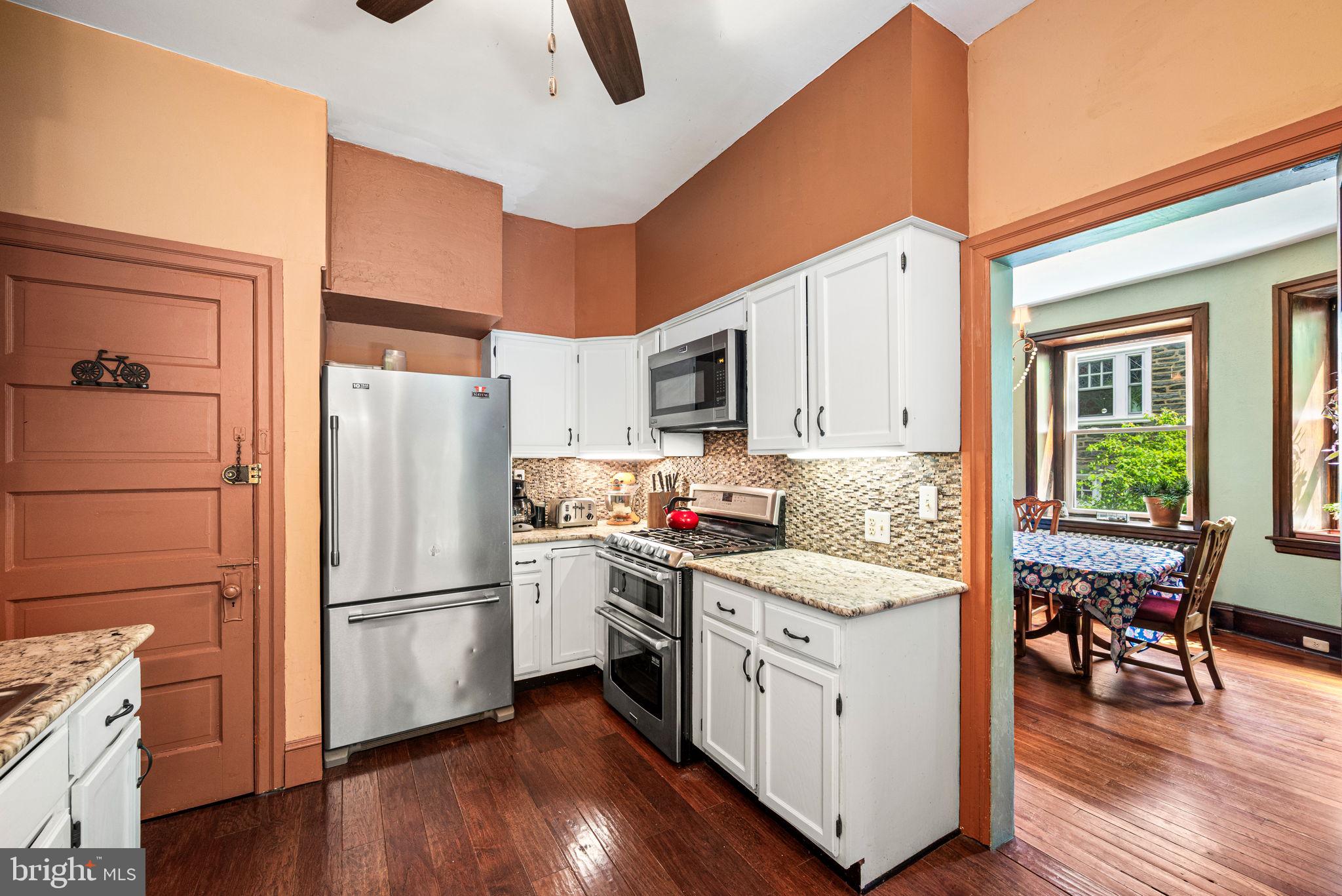 ROXBOROUGH - Residential