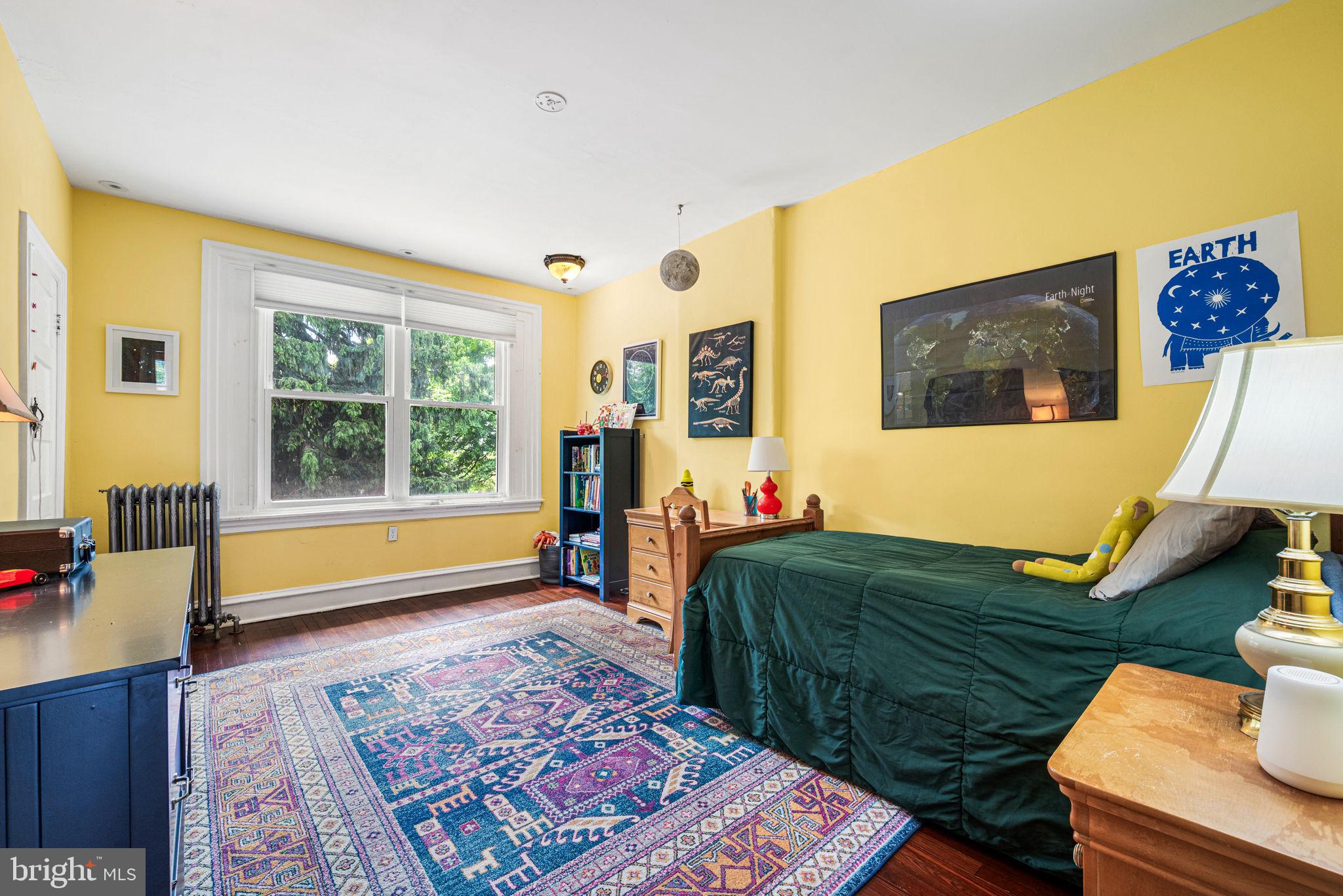 ROXBOROUGH - Residential
