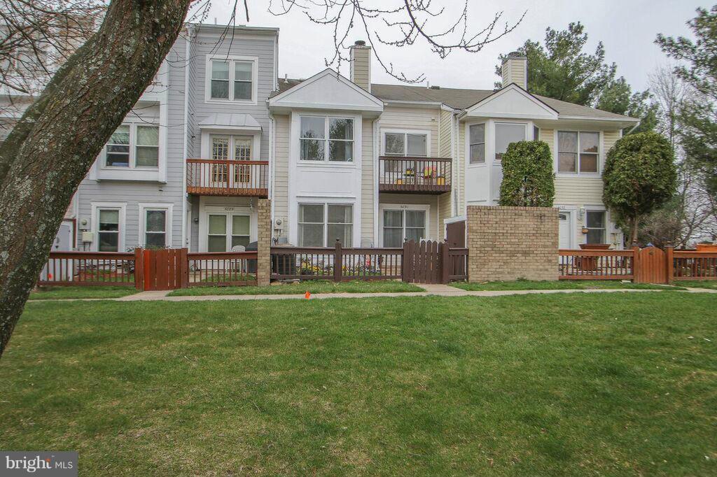 SUNSET RIDGE - Residential