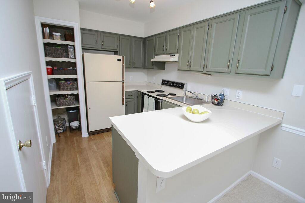 SUNSET RIDGE - Residential