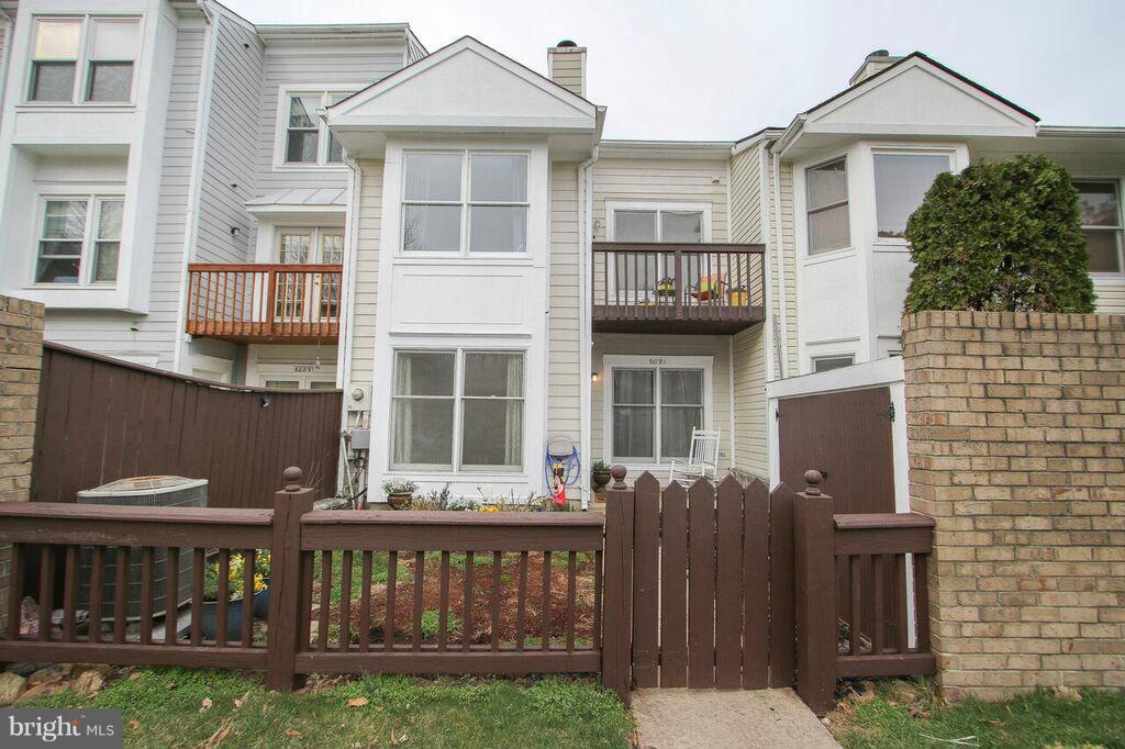 SUNSET RIDGE - Residential