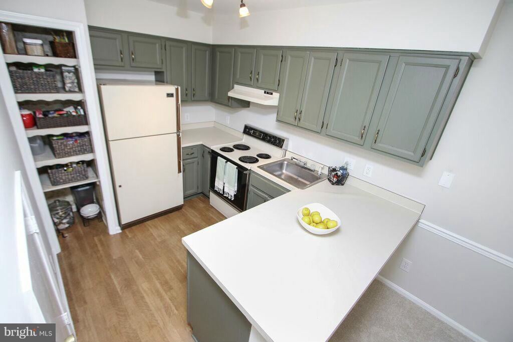 SUNSET RIDGE - Residential