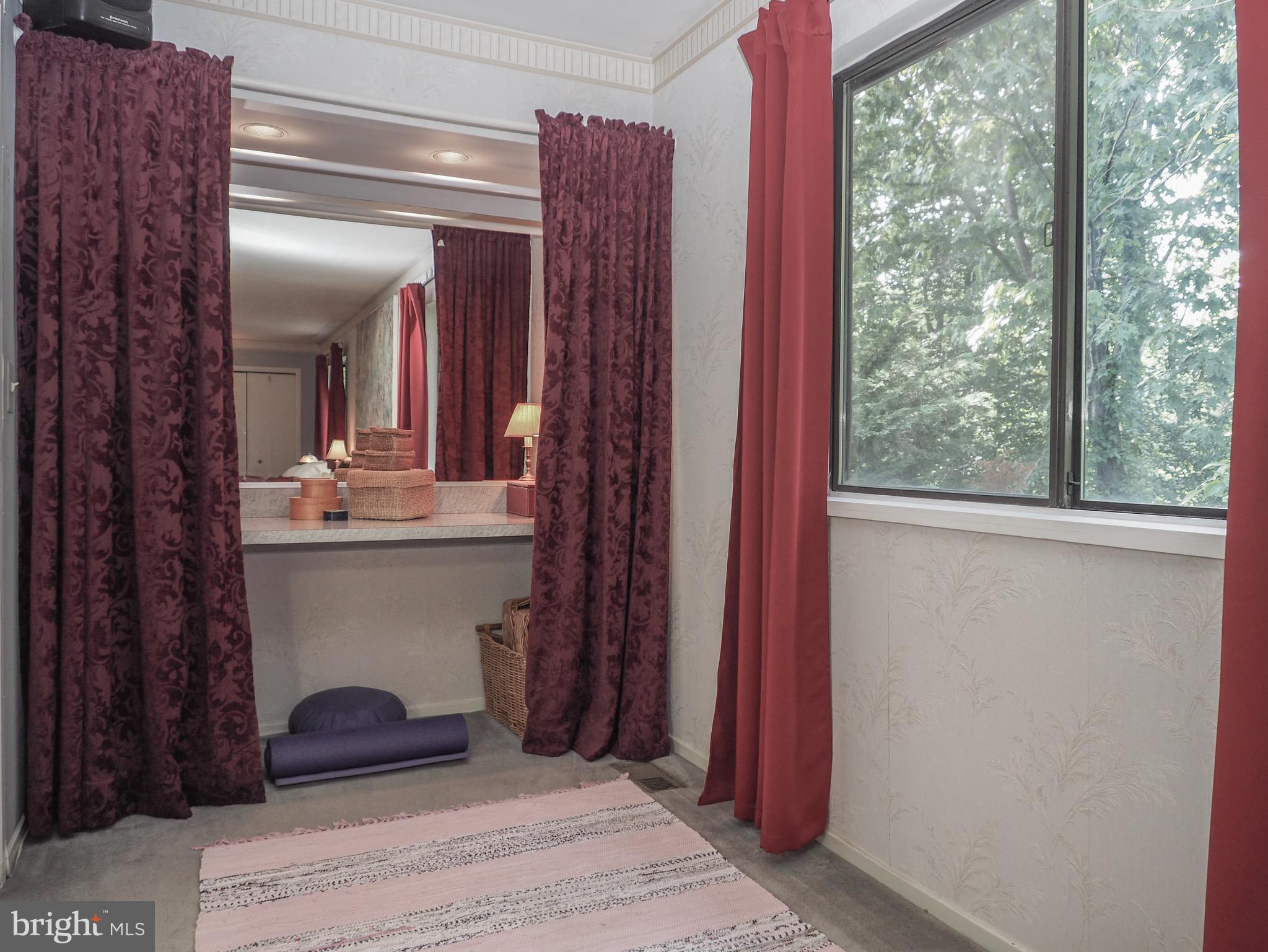 GEORGETOWN GROVE - Residential