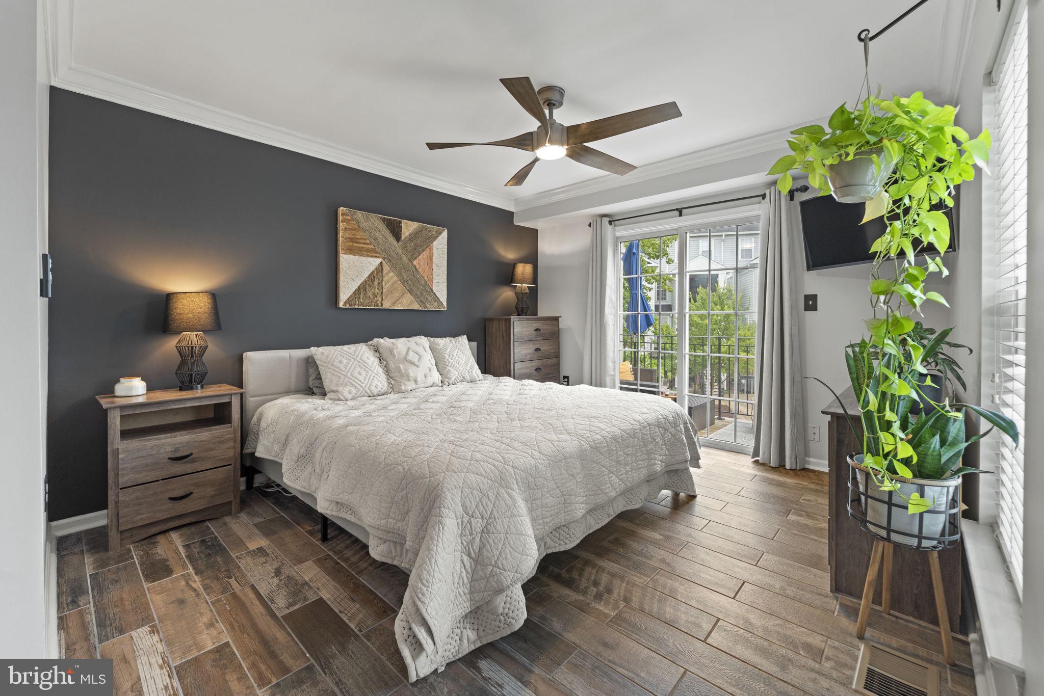 CAMERON STATION - Residential