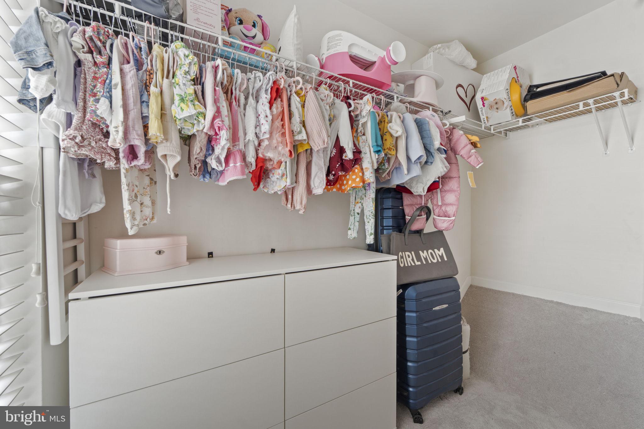 CAMERON STATION - Residential