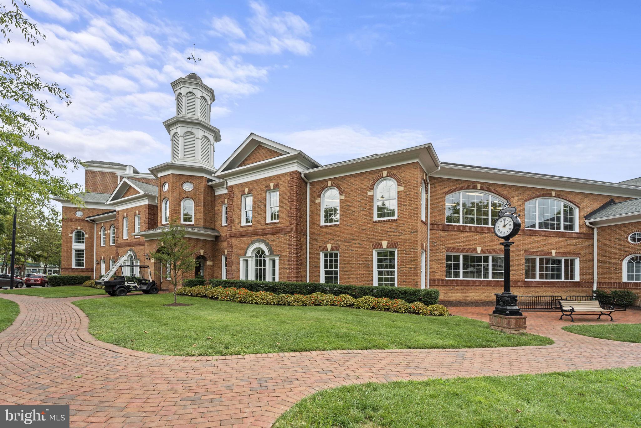 CAMERON STATION - Residential