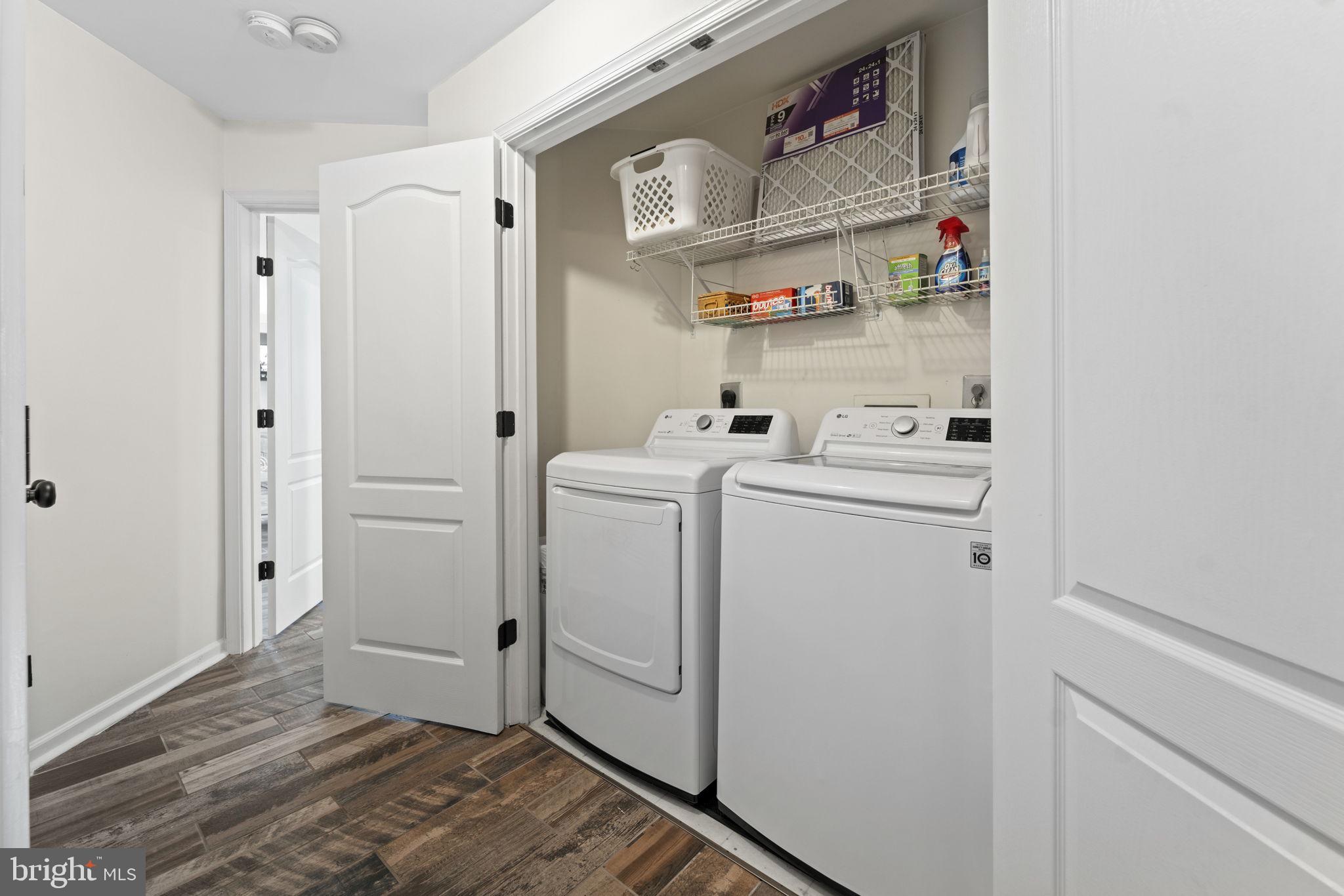 CAMERON STATION - Residential