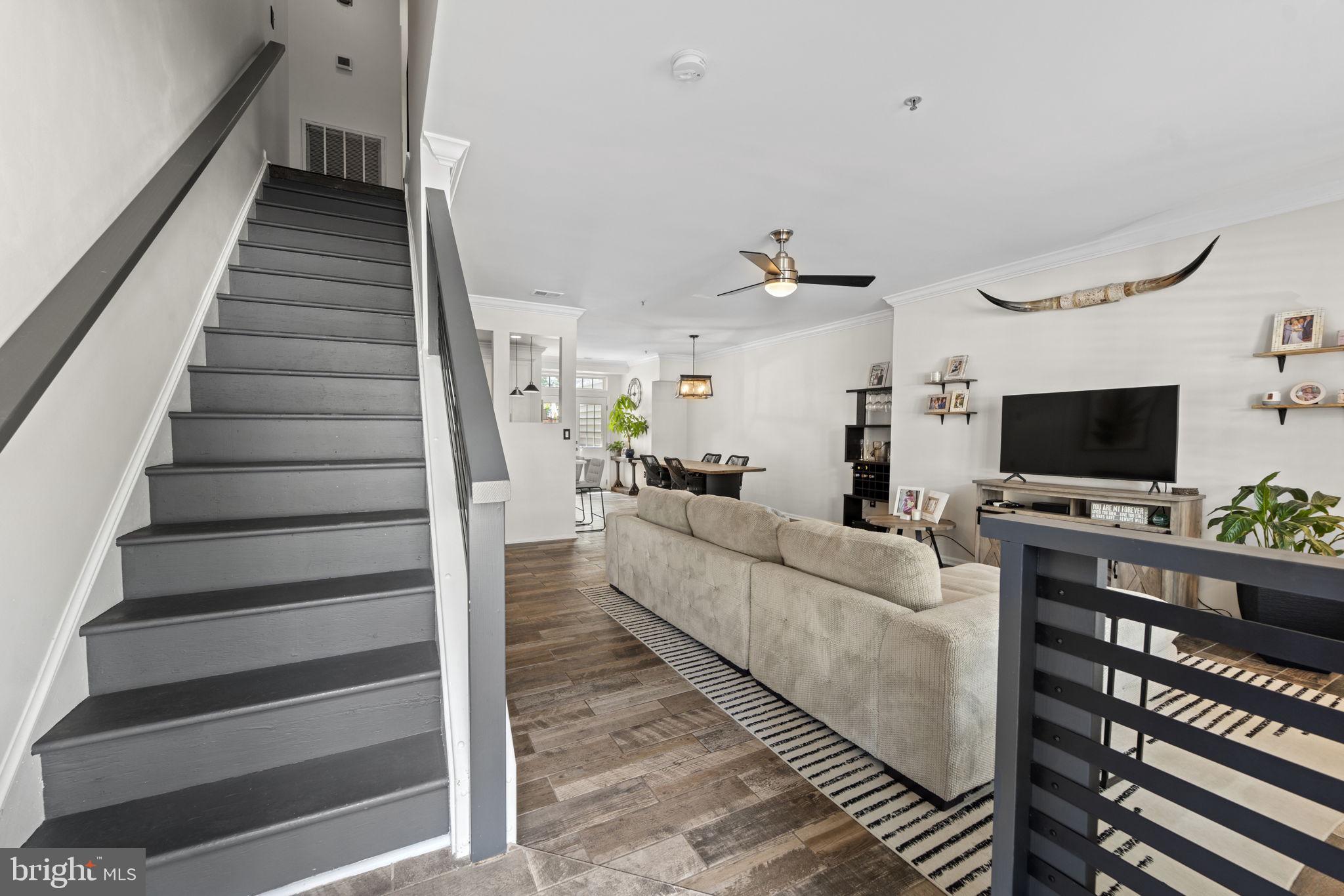 CAMERON STATION - Residential