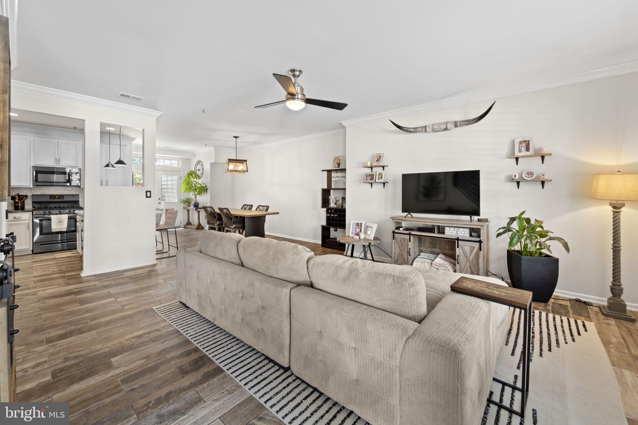 CAMERON STATION - Residential