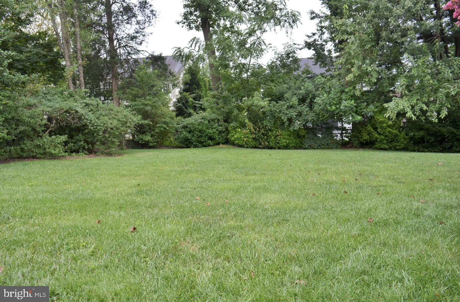 6613 CHESTERFIELD AVENUE