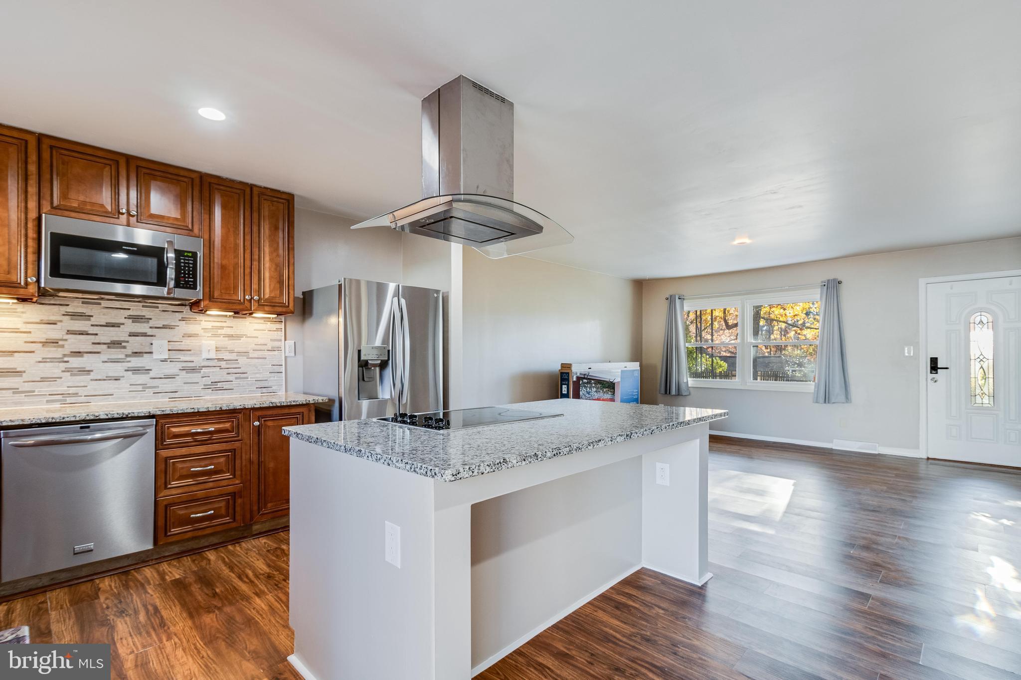 SPRING VALLEY - Residential