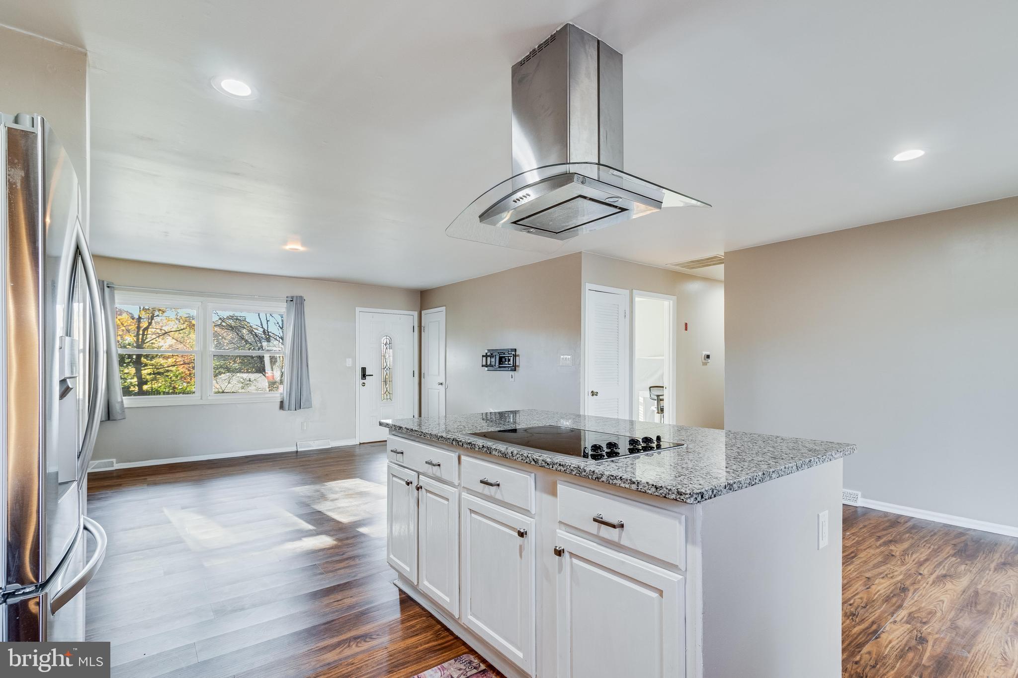 SPRING VALLEY - Residential