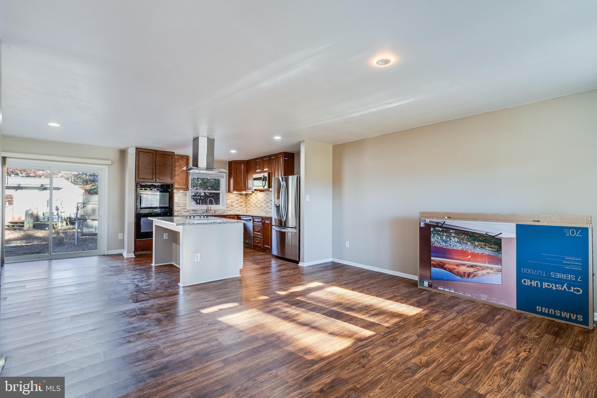 SPRING VALLEY - Residential