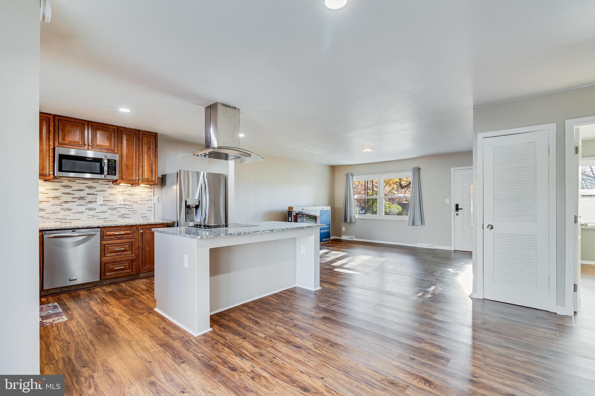 SPRING VALLEY - Residential