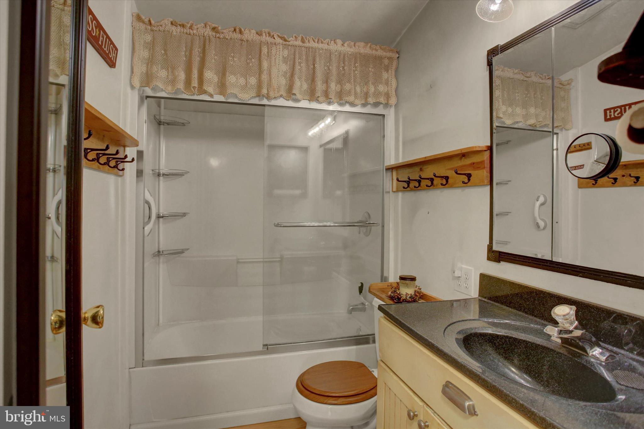 OAK HILL VILLAGE - Residential