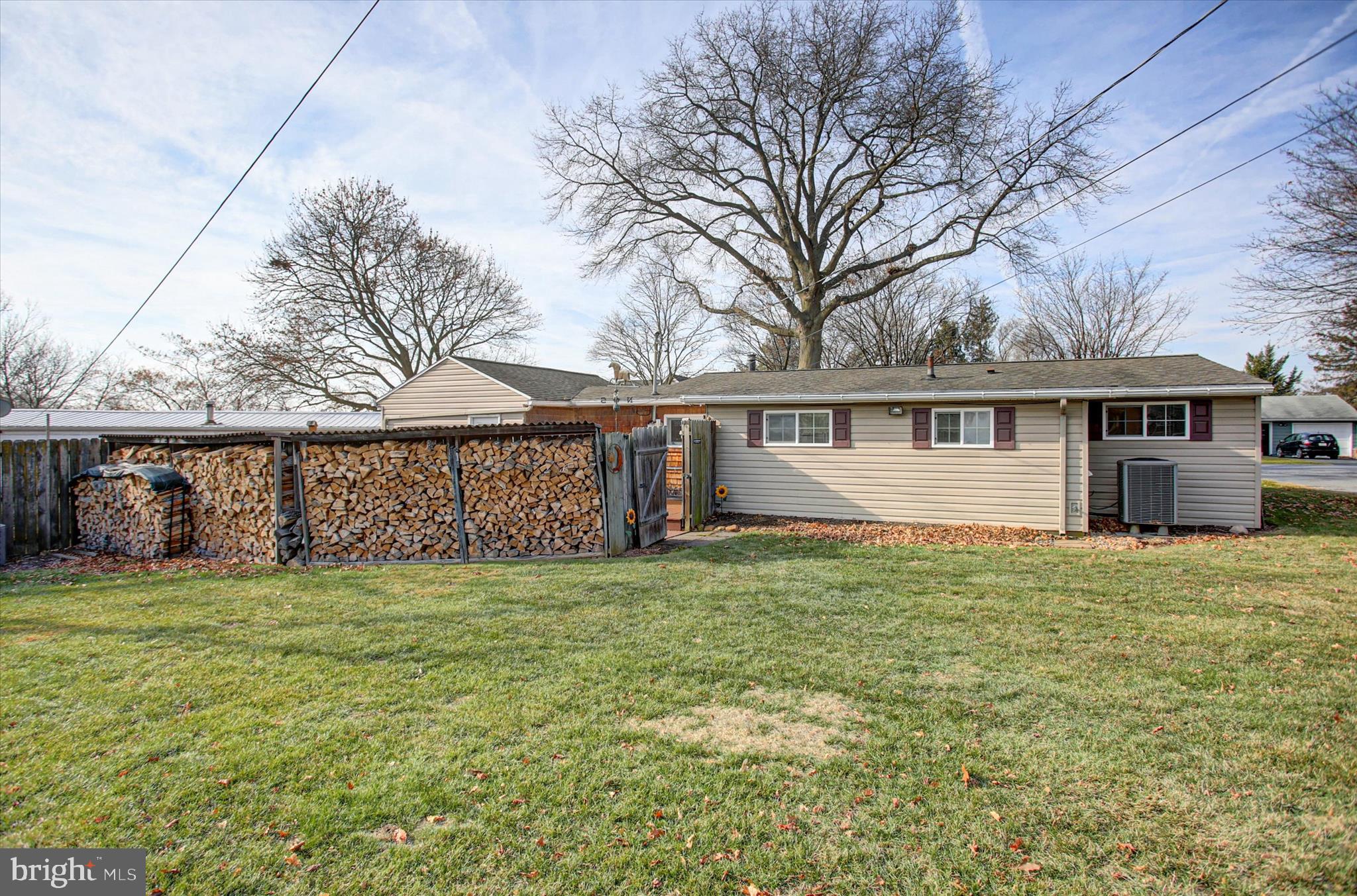 OAK HILL VILLAGE - Residential