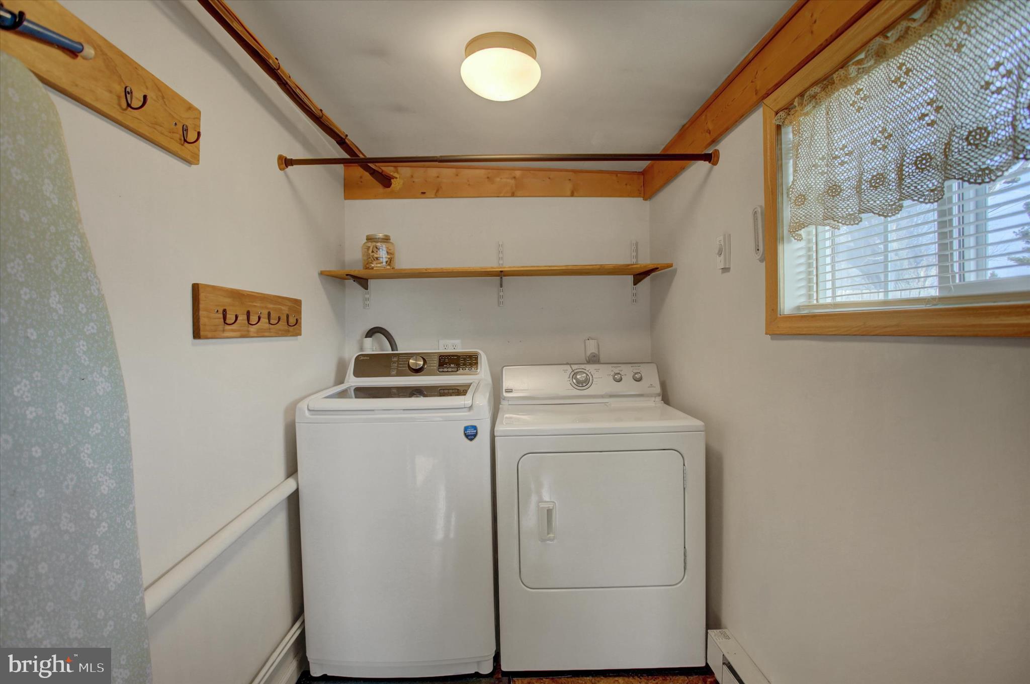 OAK HILL VILLAGE - Residential