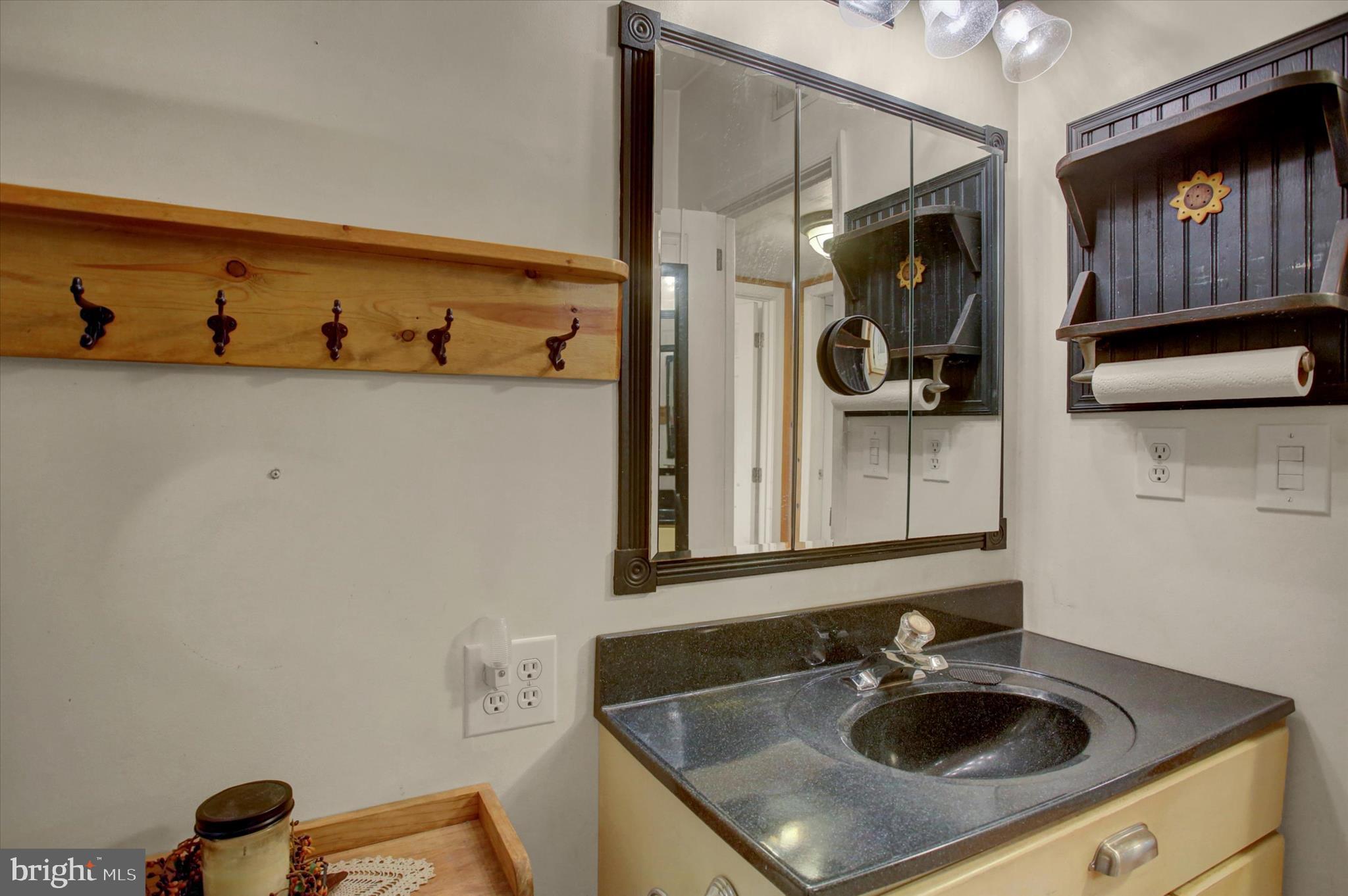 OAK HILL VILLAGE - Residential