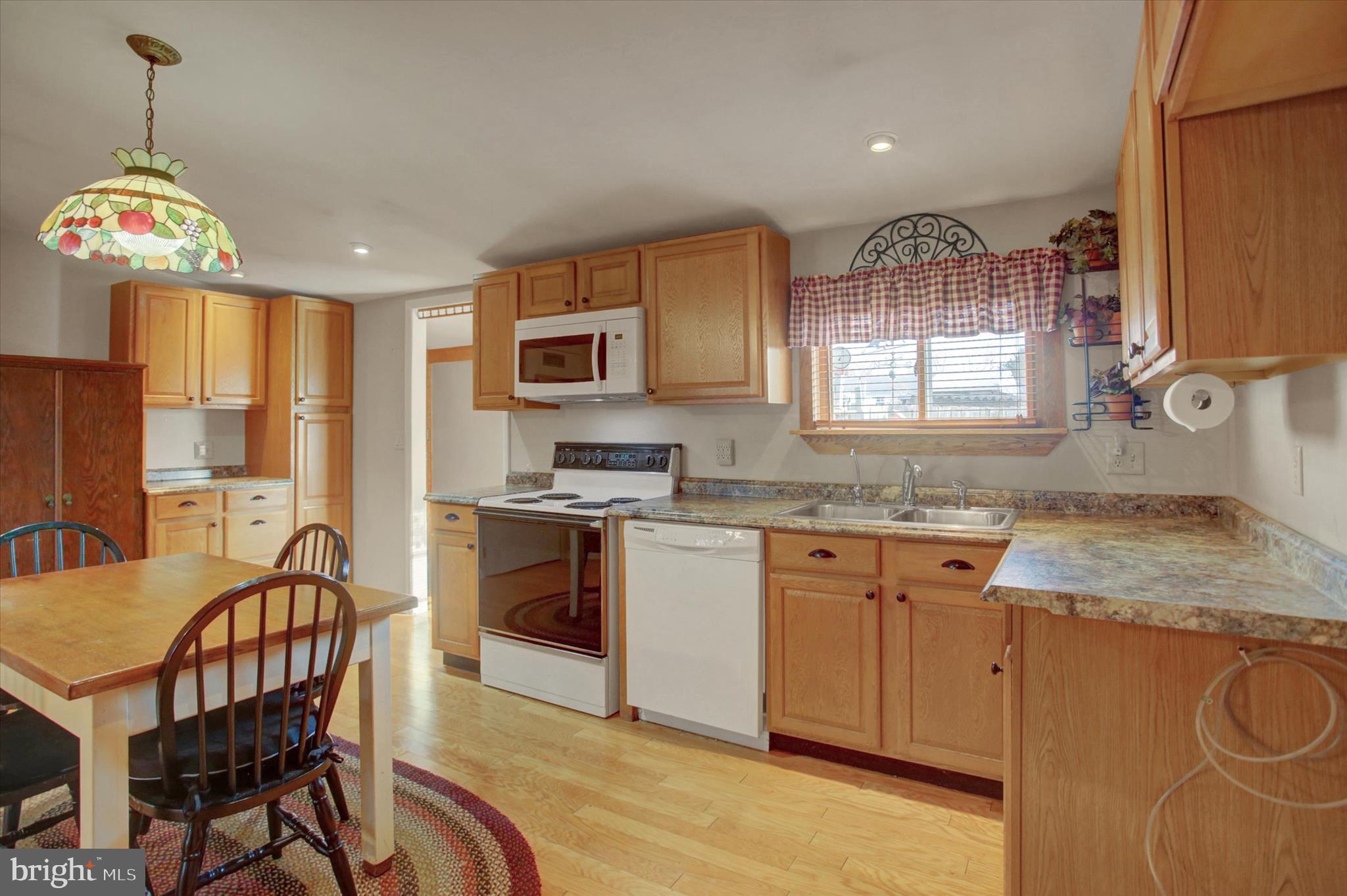 OAK HILL VILLAGE - Residential