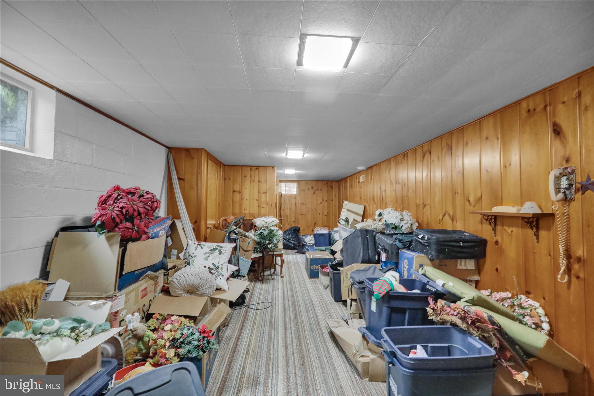 MANOR SHOPPING CENTER - Residential