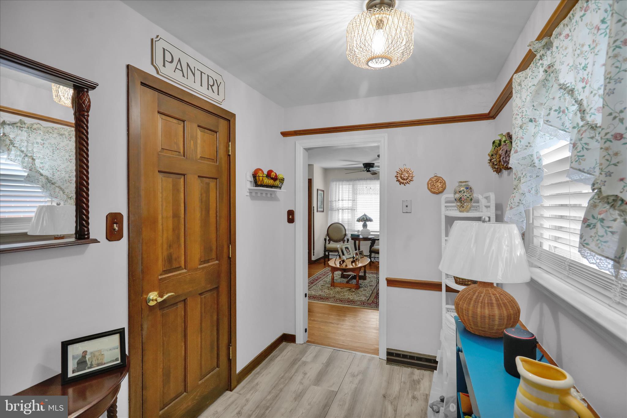 MANOR SHOPPING CENTER - Residential