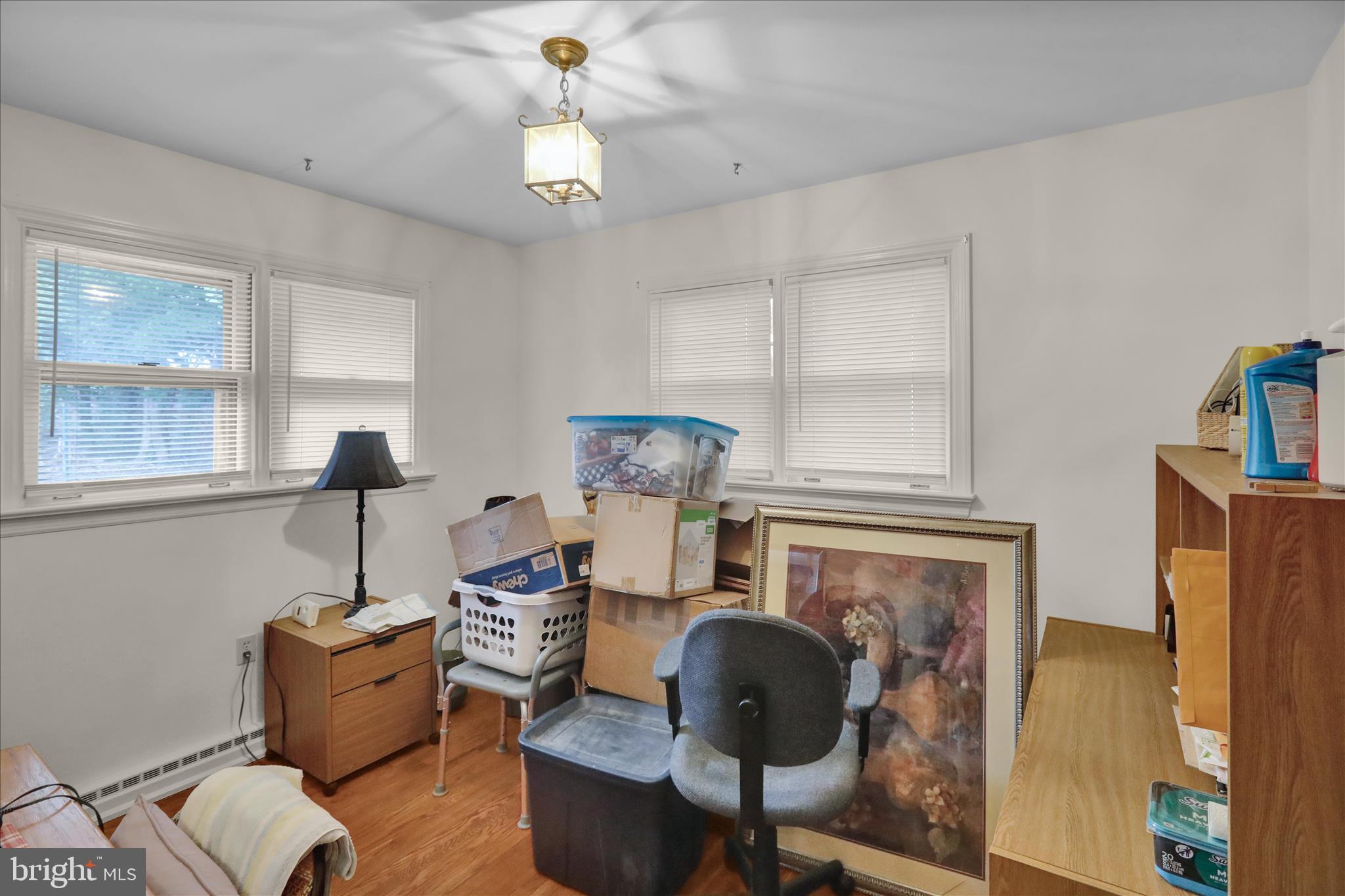 MANOR SHOPPING CENTER - Residential