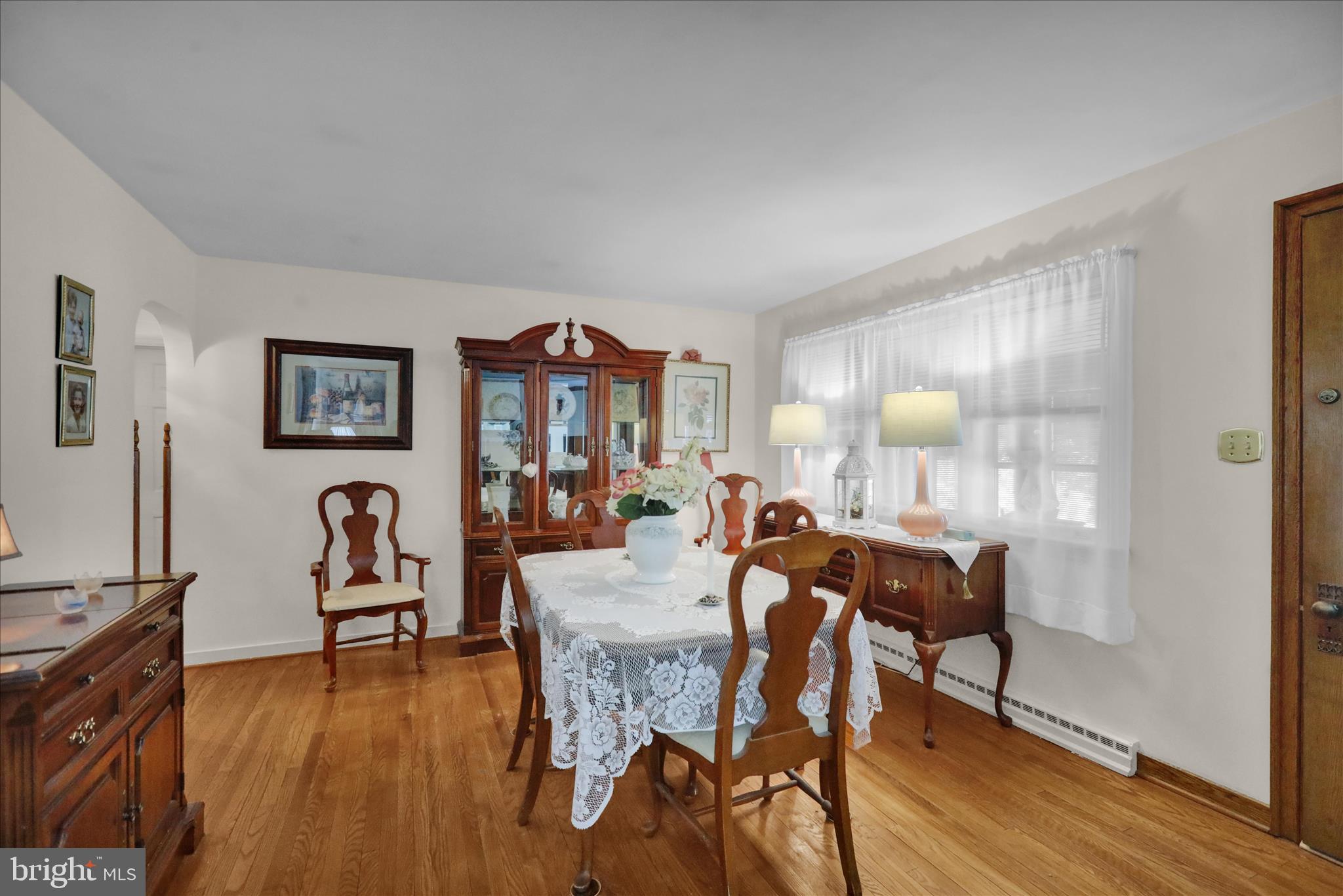 MANOR SHOPPING CENTER - Residential