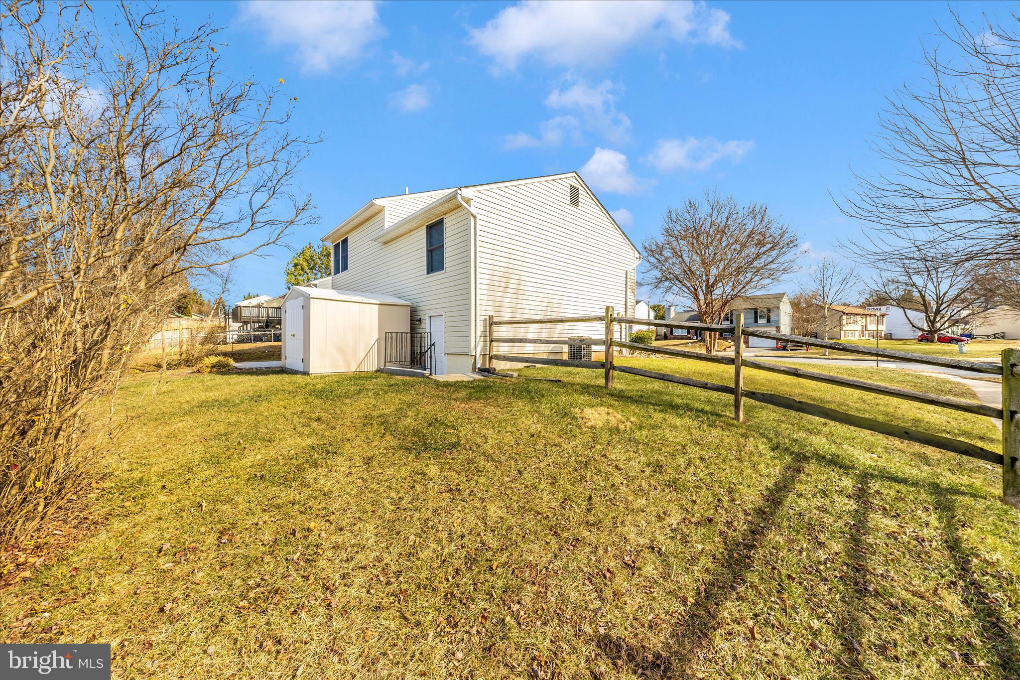 HILLCREST ORCHARDS - Residential