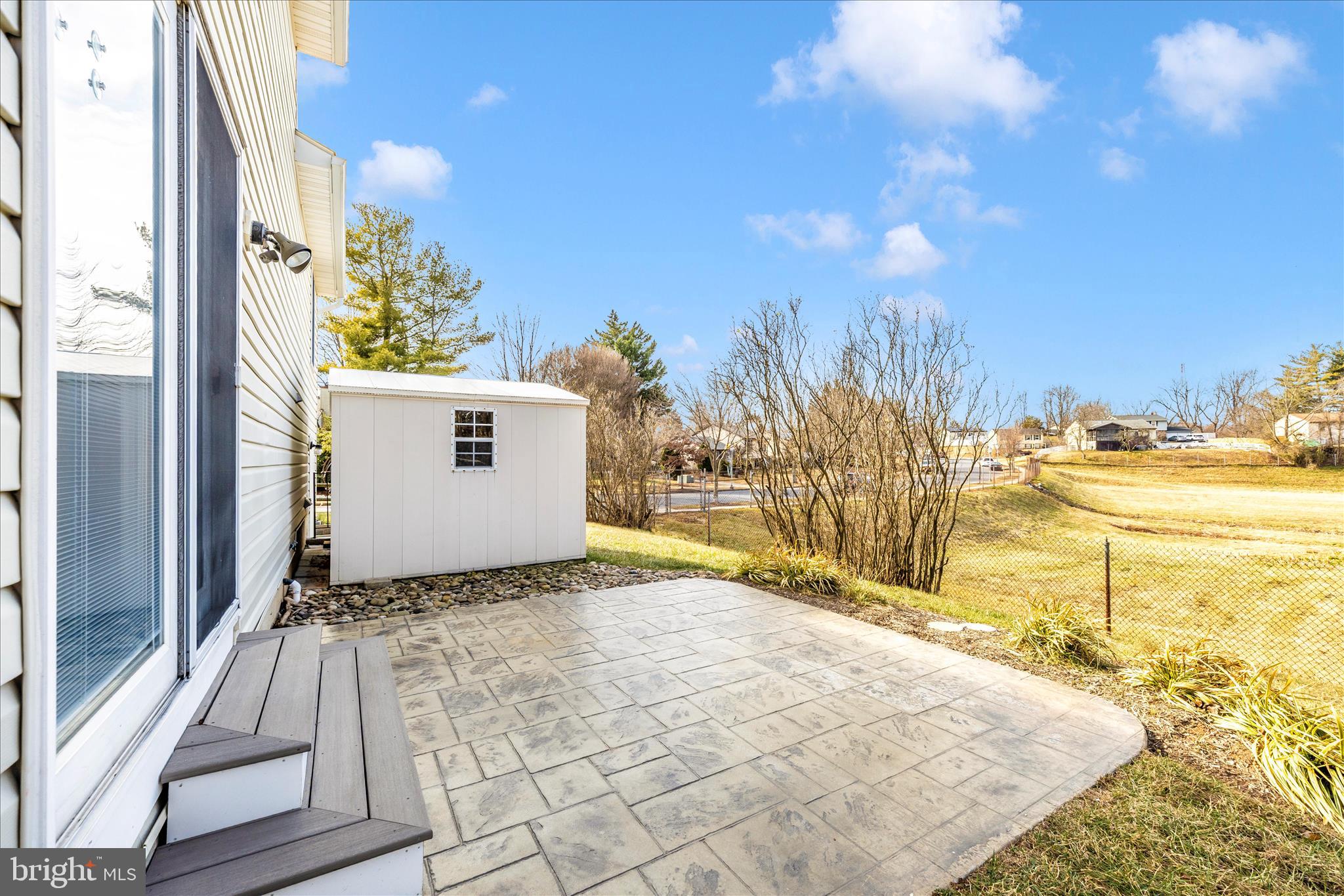 HILLCREST ORCHARDS - Residential