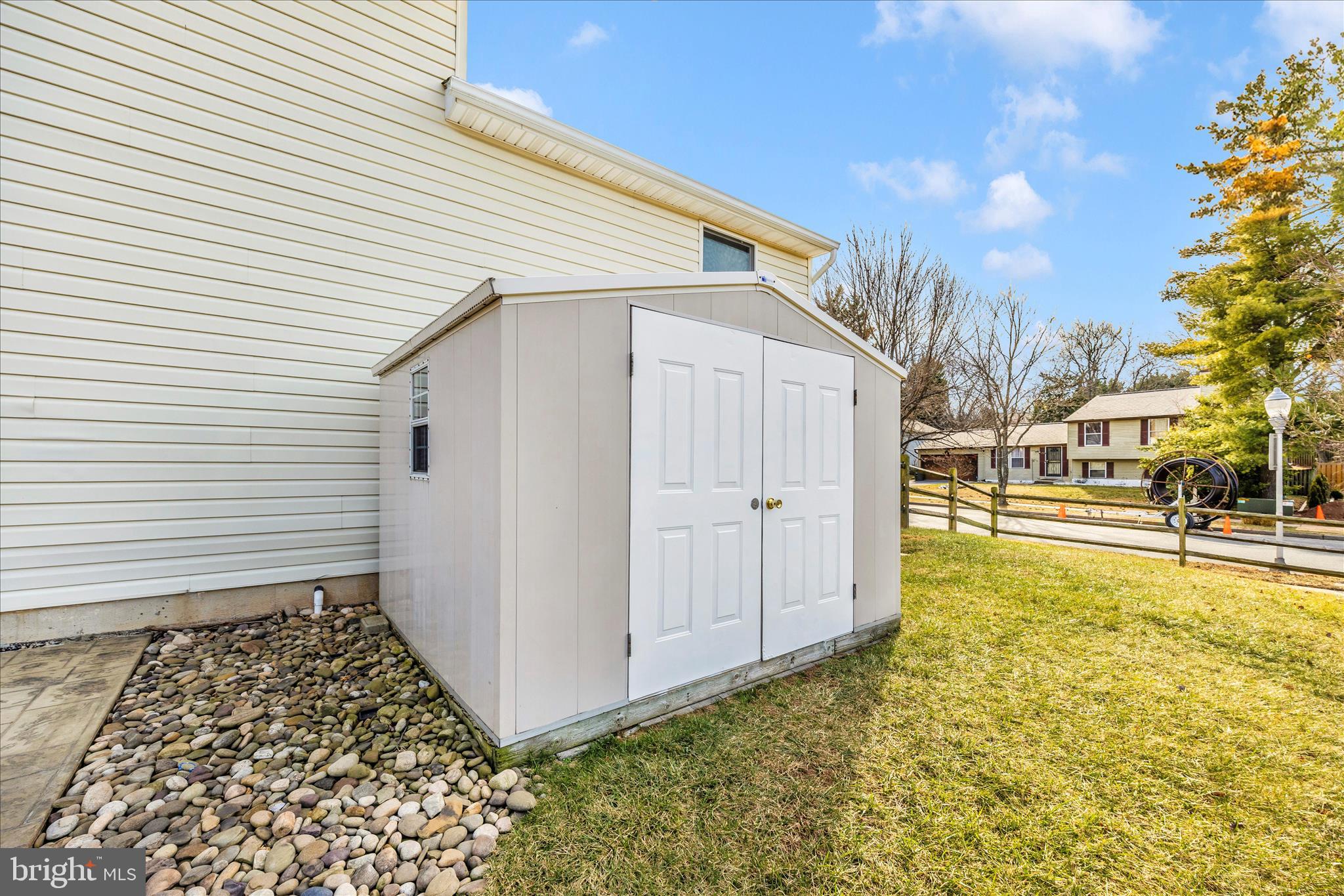 HILLCREST ORCHARDS - Residential