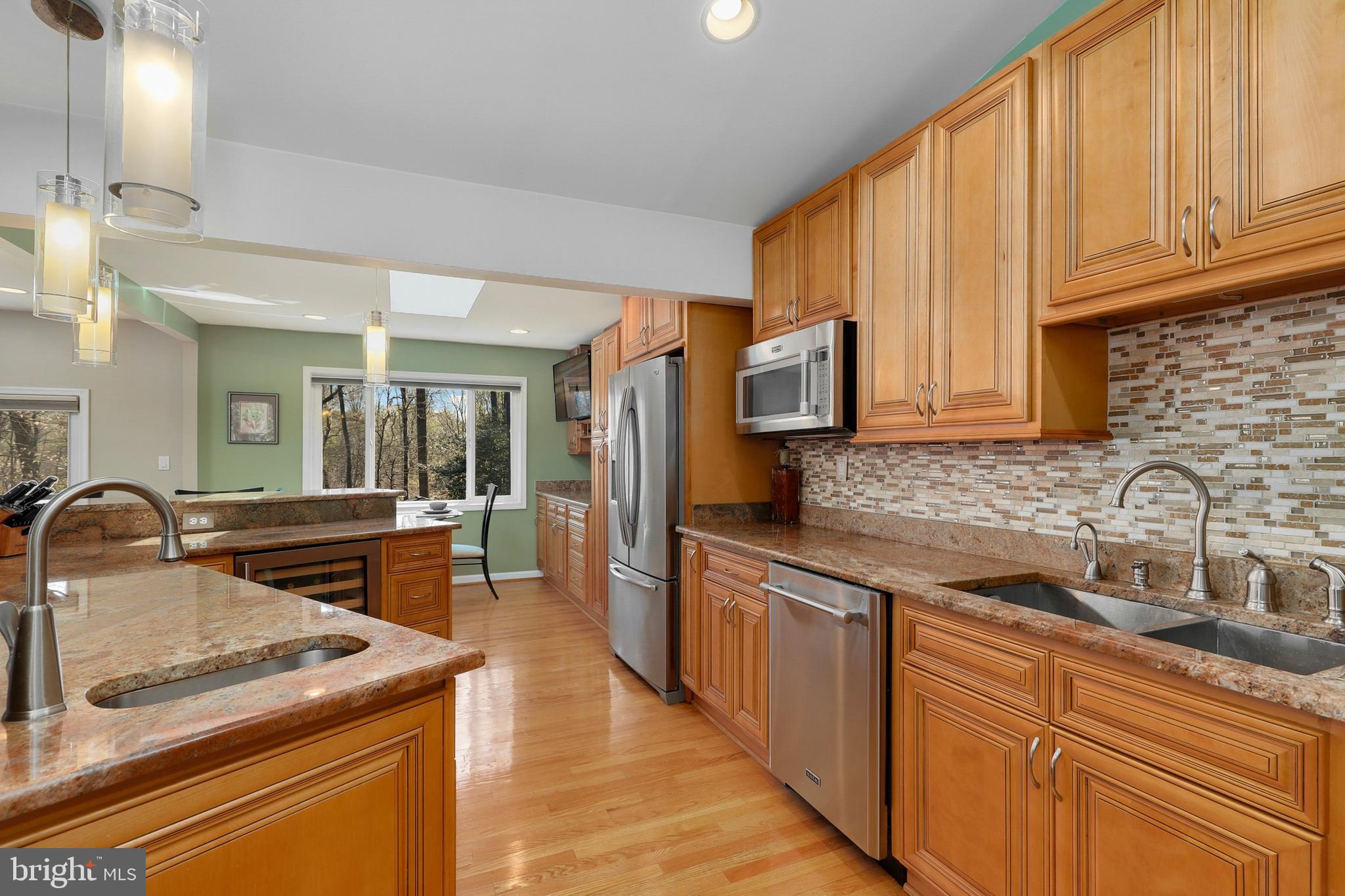 CARDEROCK SPRINGS - Residential