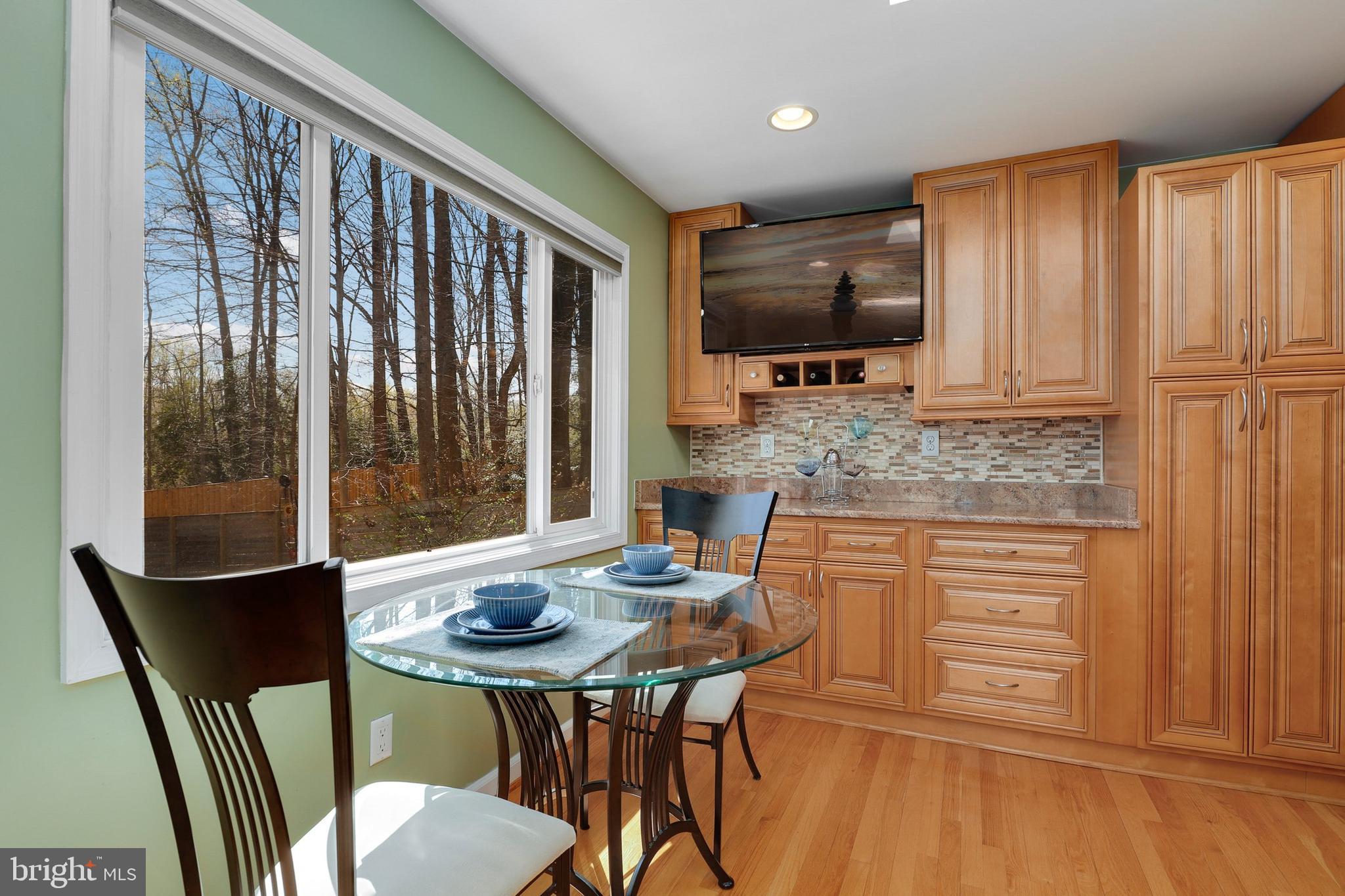 CARDEROCK SPRINGS - Residential