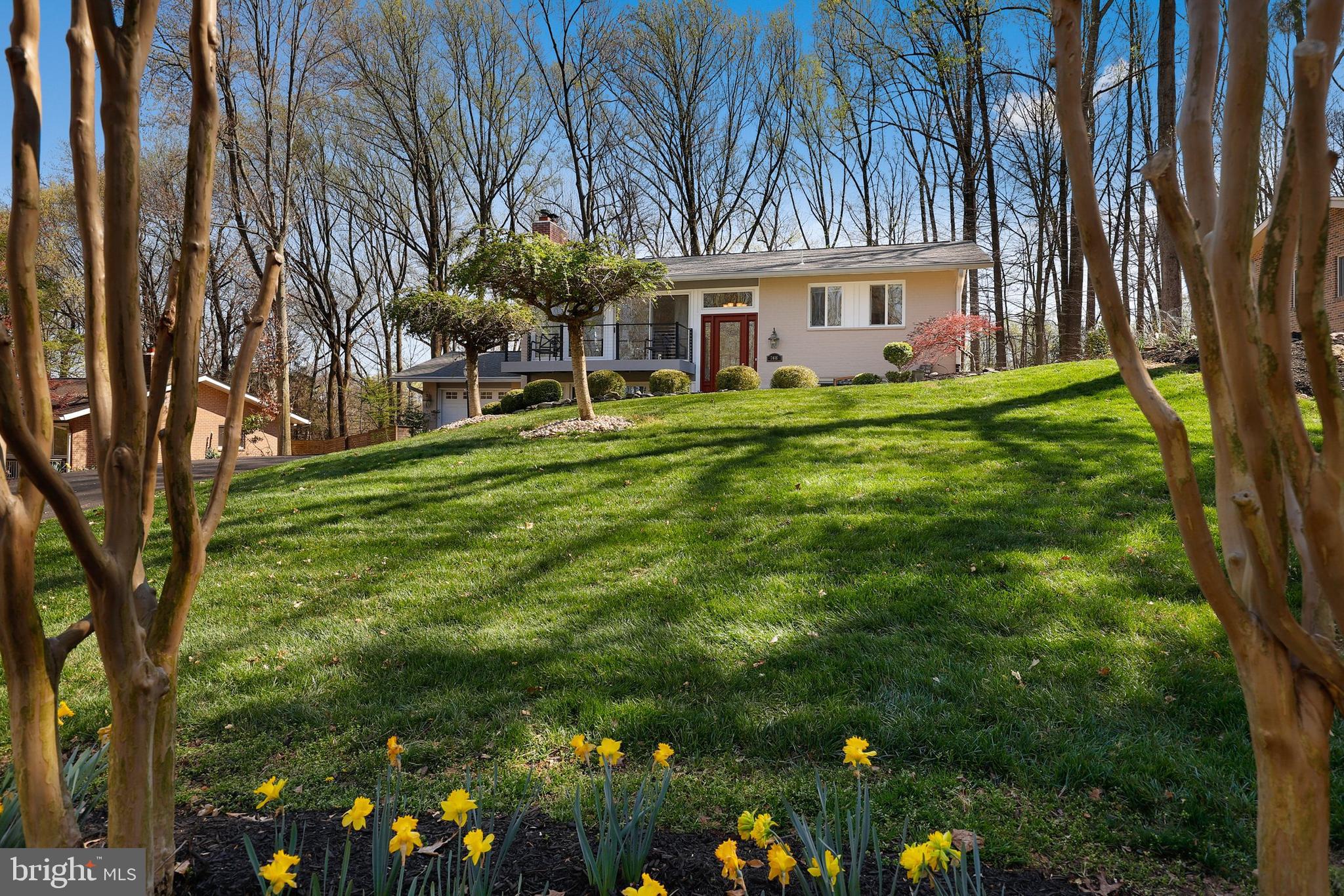 CARDEROCK SPRINGS - Residential