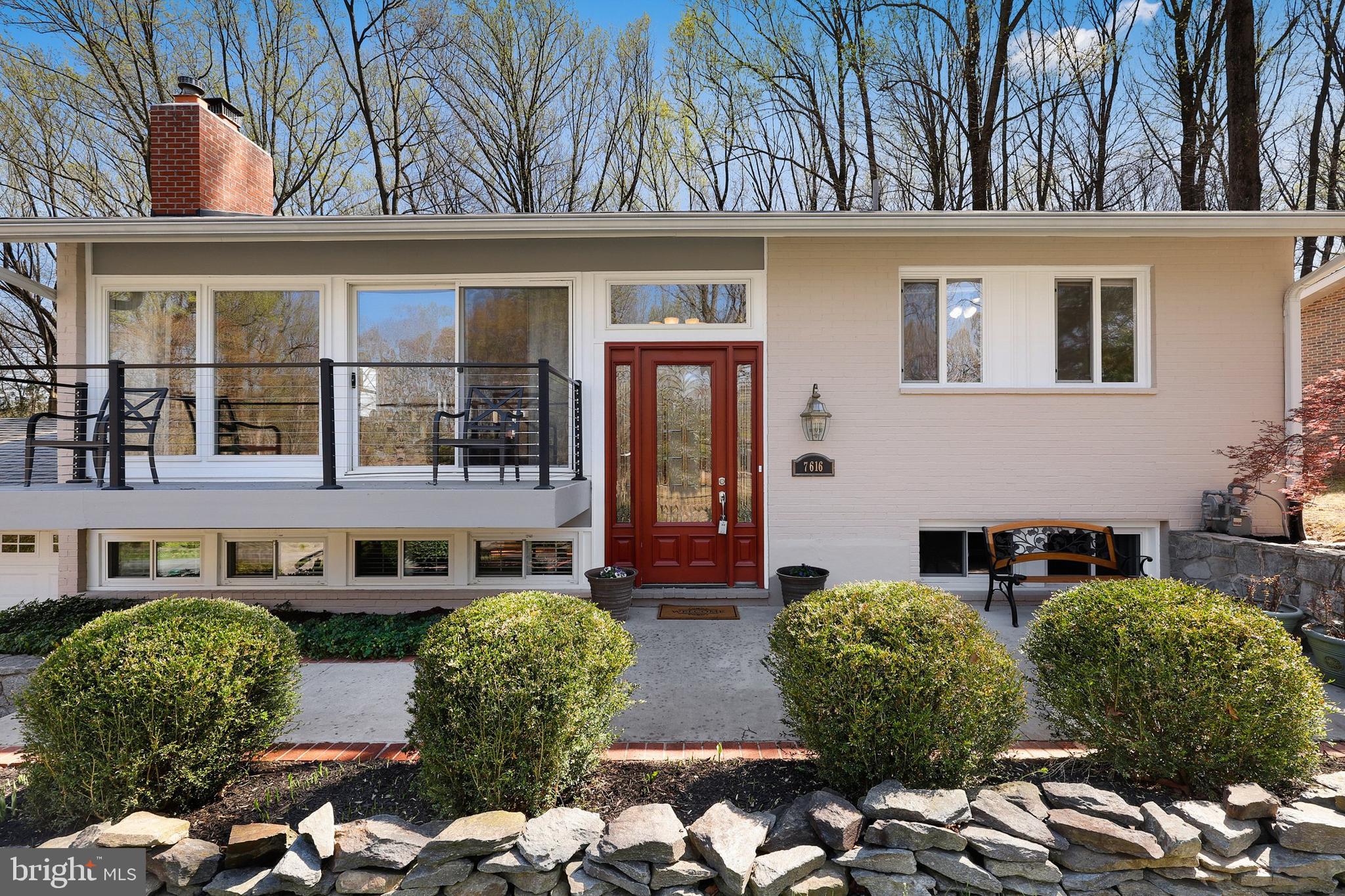 CARDEROCK SPRINGS - Residential