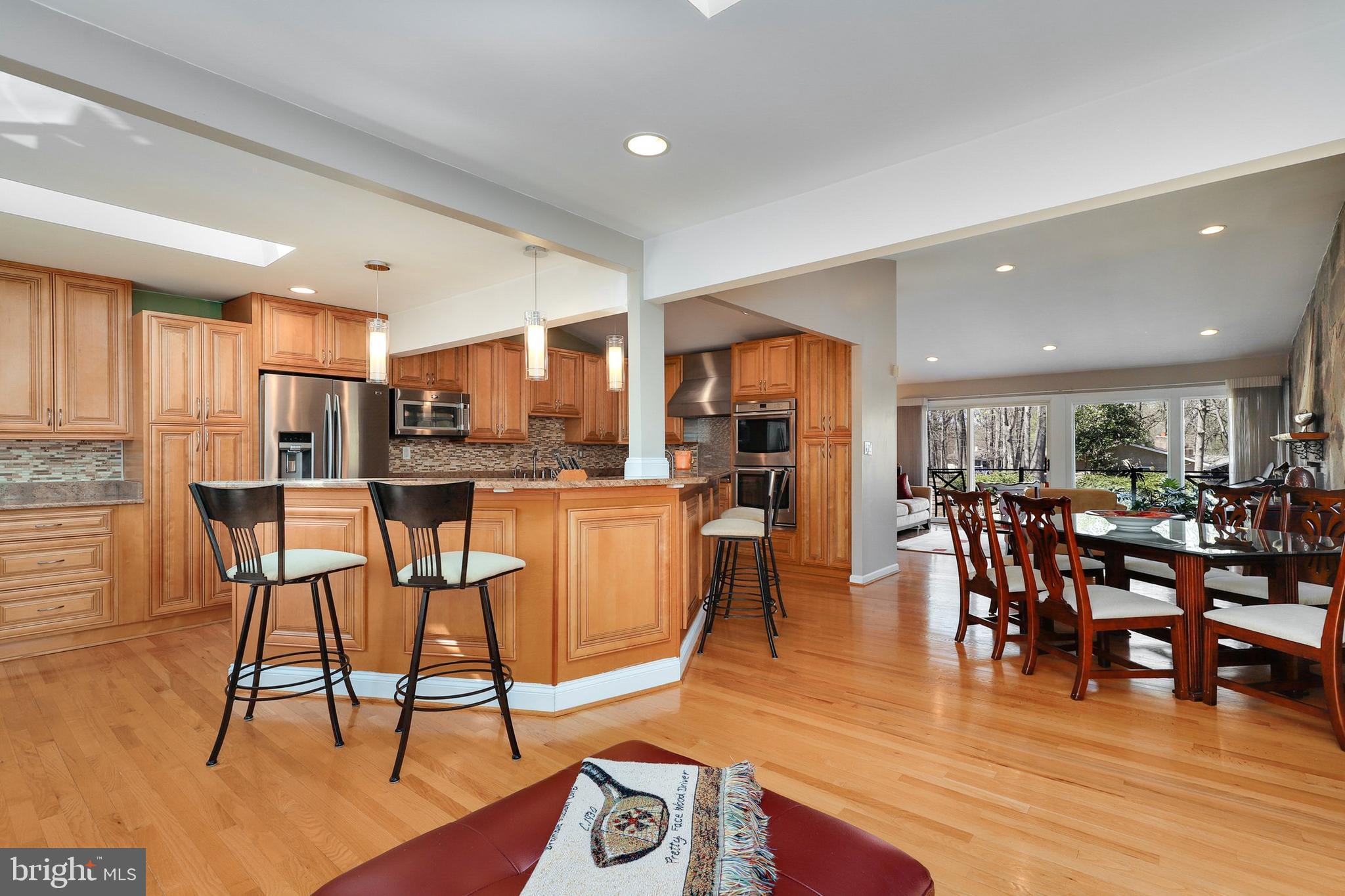 CARDEROCK SPRINGS - Residential