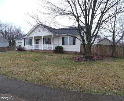 HAMILTONS CROSSING - Residential Lease