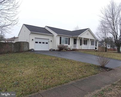 HAMILTONS CROSSING - Residential Lease