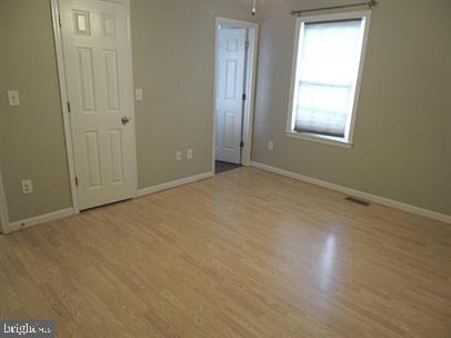 HAMILTONS CROSSING - Residential Lease