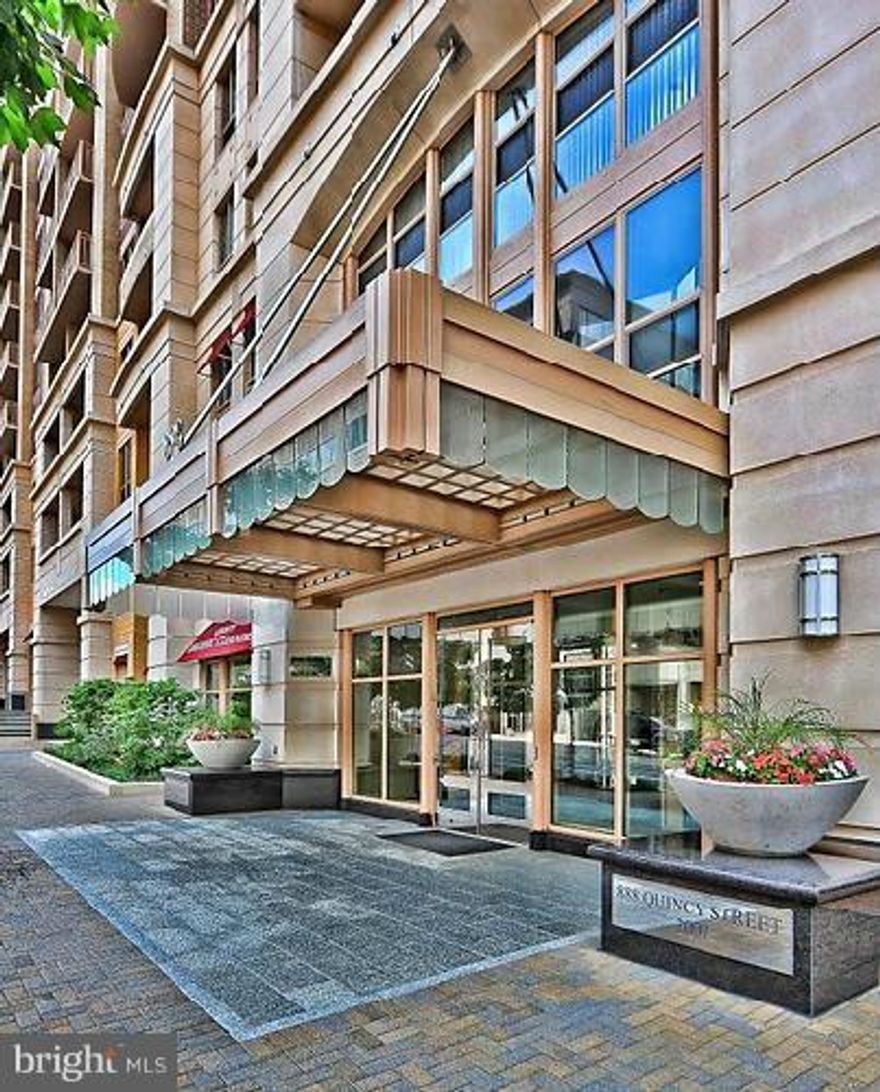 Million dollar views of the Capitol and Washington Monument from this gorgeous 14th floor unit in sought after Liberty Center! 2 blocks to Ballston and VA Sq METRO! Gourmet kitchen with breakfast bar, granite counters and wood floors! Luxury building w/24 hour concierge, comm room, patio, stunning rooftop/views w/pool and quality gym! Prime pkg space and storage unit convey! Unbeatable location!